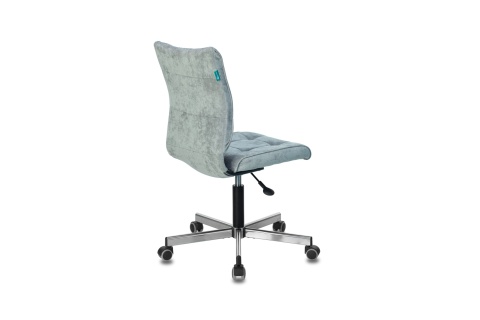 Кресло офисное Бюрократ CH-330M Light-28 серо-голубое