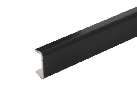 Торцевая заглушка универсальная черная